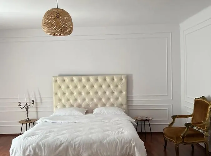 Hidden Gem Apartment In The Center Of The City